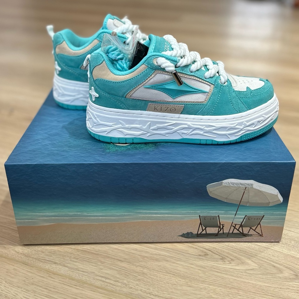 Kizo Kicks SoFlo Limited Edition Sneakers Men’s Size 6.5 or Women’s Size 8 NWT - Picture 1 of 8